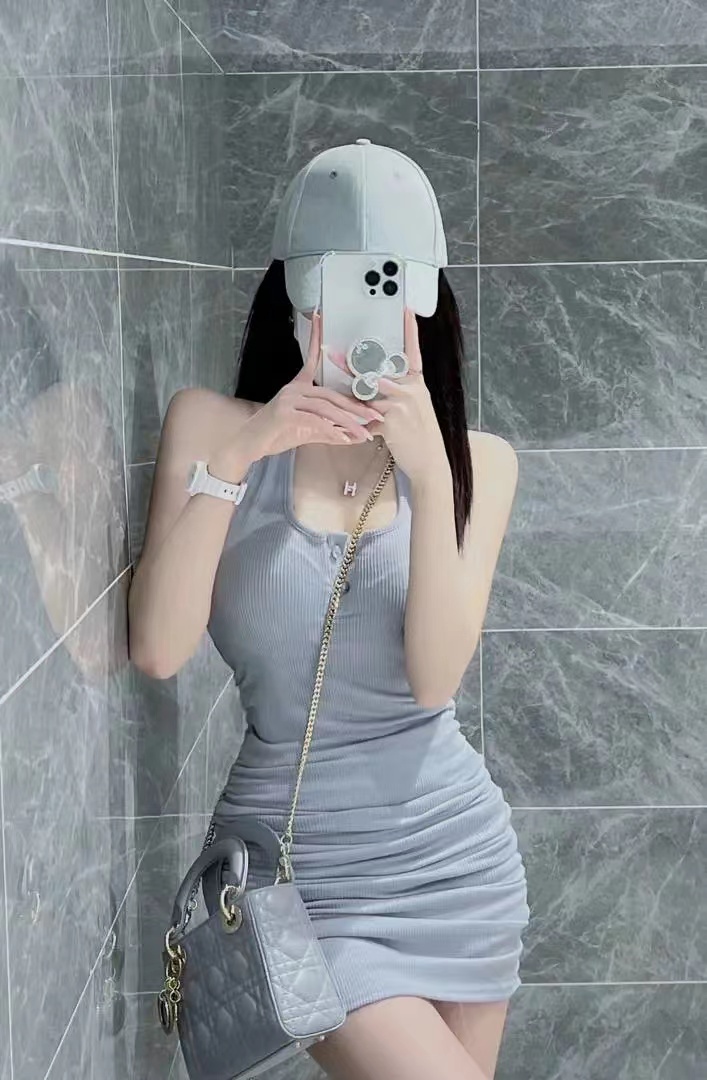 女友在外面玩 吃醋男友撒泼发酒疯闹到派出所